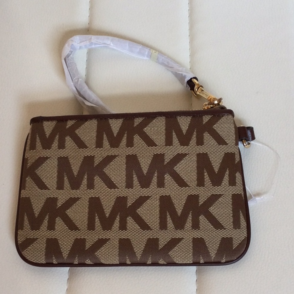 NWOT Michael Kors Brown Wristlet - Picture 3 of 10